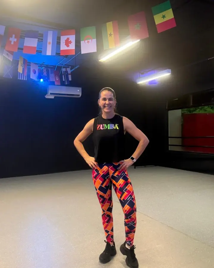 Lizeth Piedra en el salón de baile del estudio